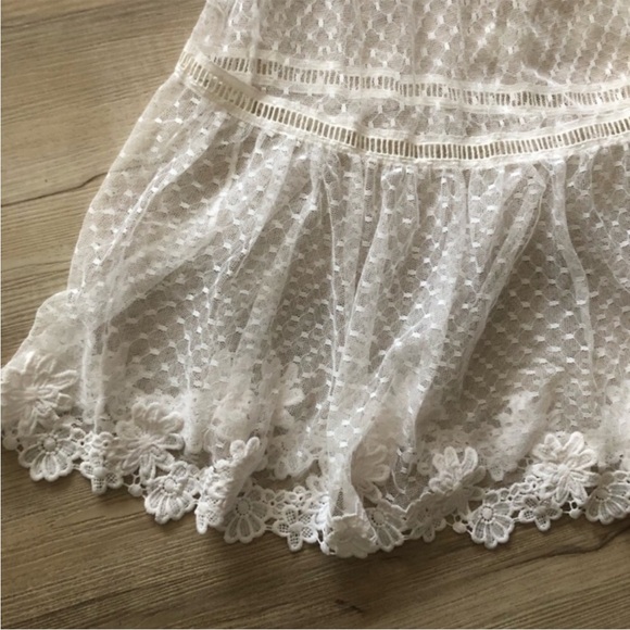 Victoria’s Secret Sheer Elegant White Lace Halter Dress Embroidered Floral - Picture 11 of 14